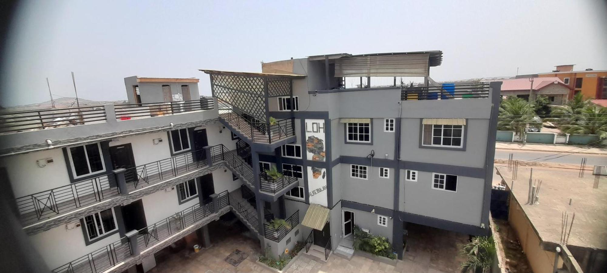 Light On A Hill Inn Apartment Kasoa Exterior photo